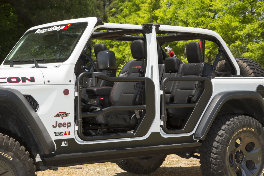 Przednie drzwi rurowe Fortis, czarna tekstura, z lusterkami; 18-18 Jeep Wrangler JL - 2