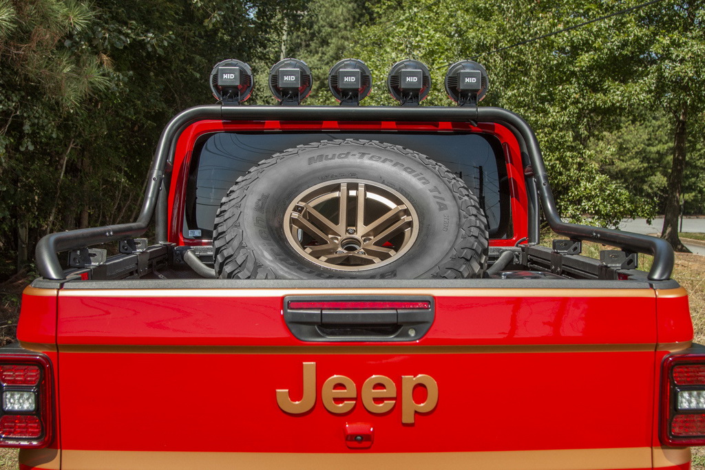 Spare Tire Carrier, Bed Mount; Jeep Gladiator JT - 1