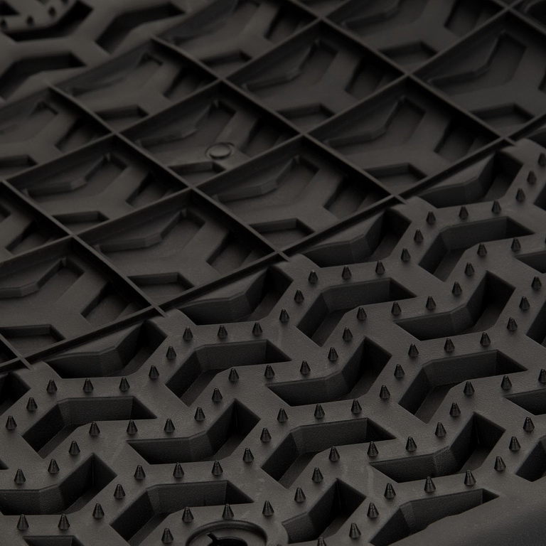 Floor Liner, Front; Black, 2018-2020 Jeep Wrangler, 2020 Gladiator JL / JT  - 3