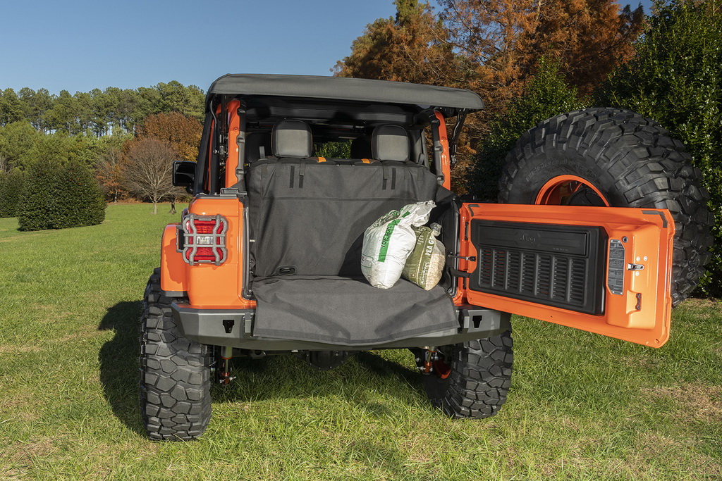 C3 Cargo Cover, 18-21 Jeep Wrangler JL, 2 Door