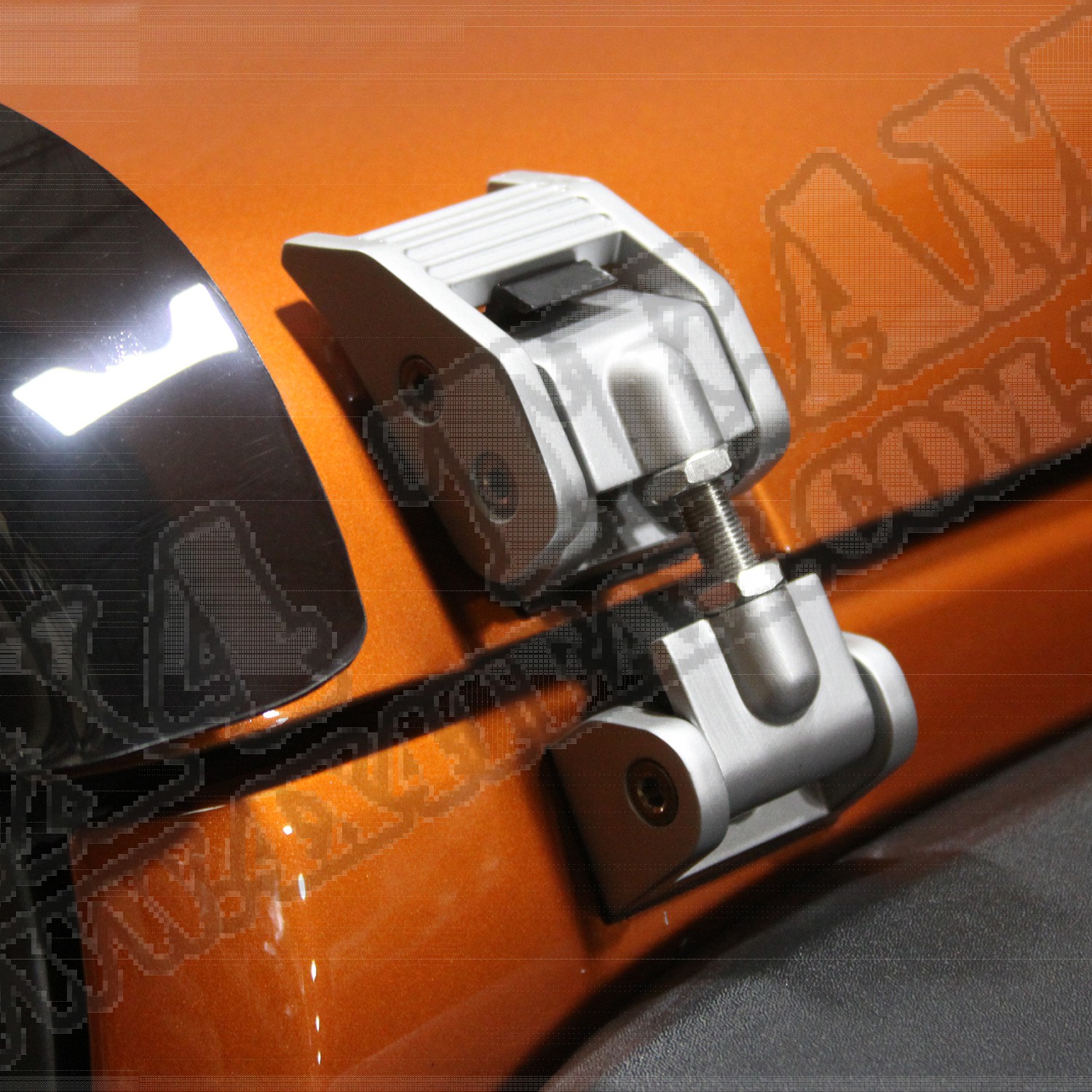 Zatrzask maski, srebrny, 07-15 Jeep Wrangler (JK)