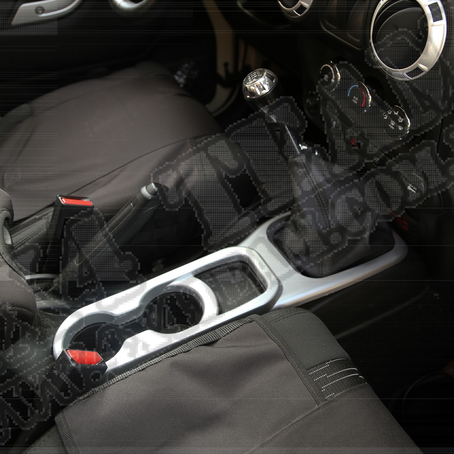 Ozdoba konsoli środkowej, srebrna, skrz. man. 11-15 Jeep Wrangler JK