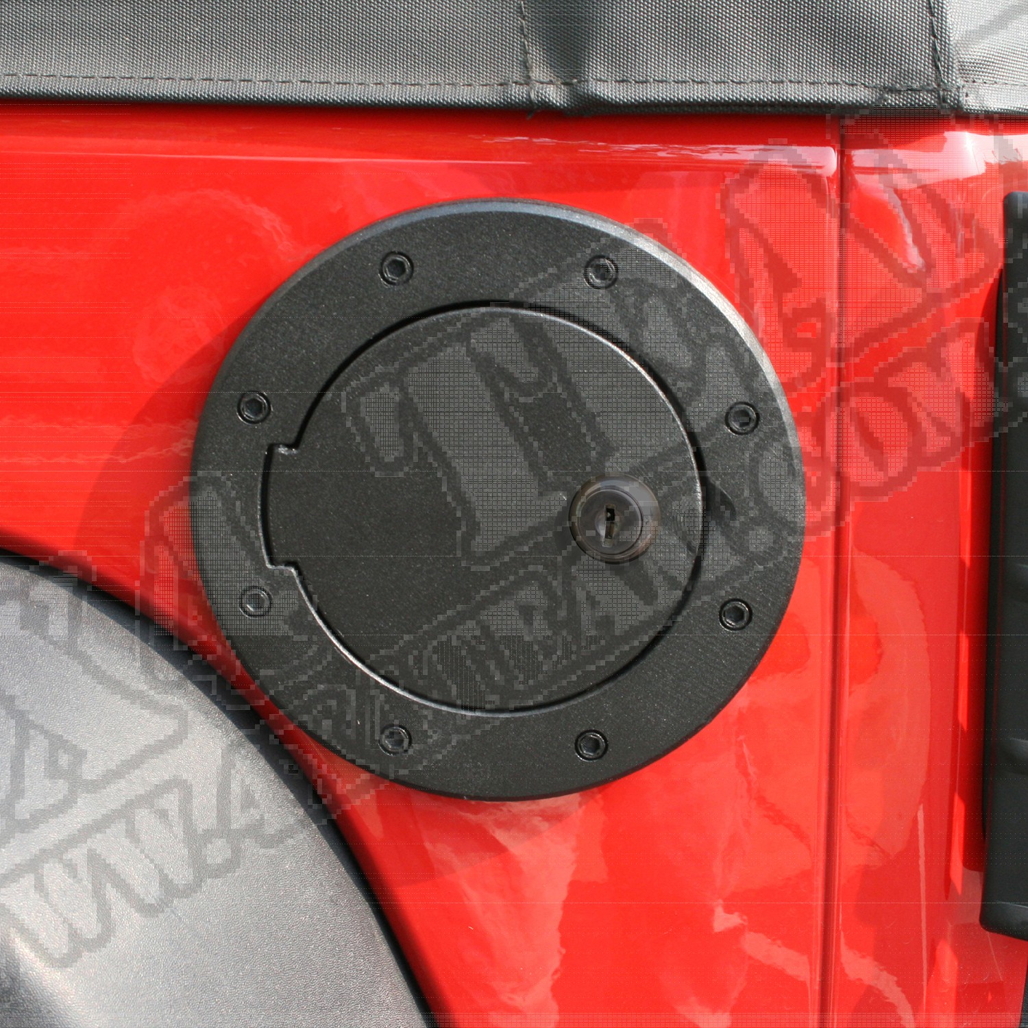 Drzwiczki korka wlewu paliwa z zamkiem, czarne aluminium, 07-15 Jeep Wrangler JK