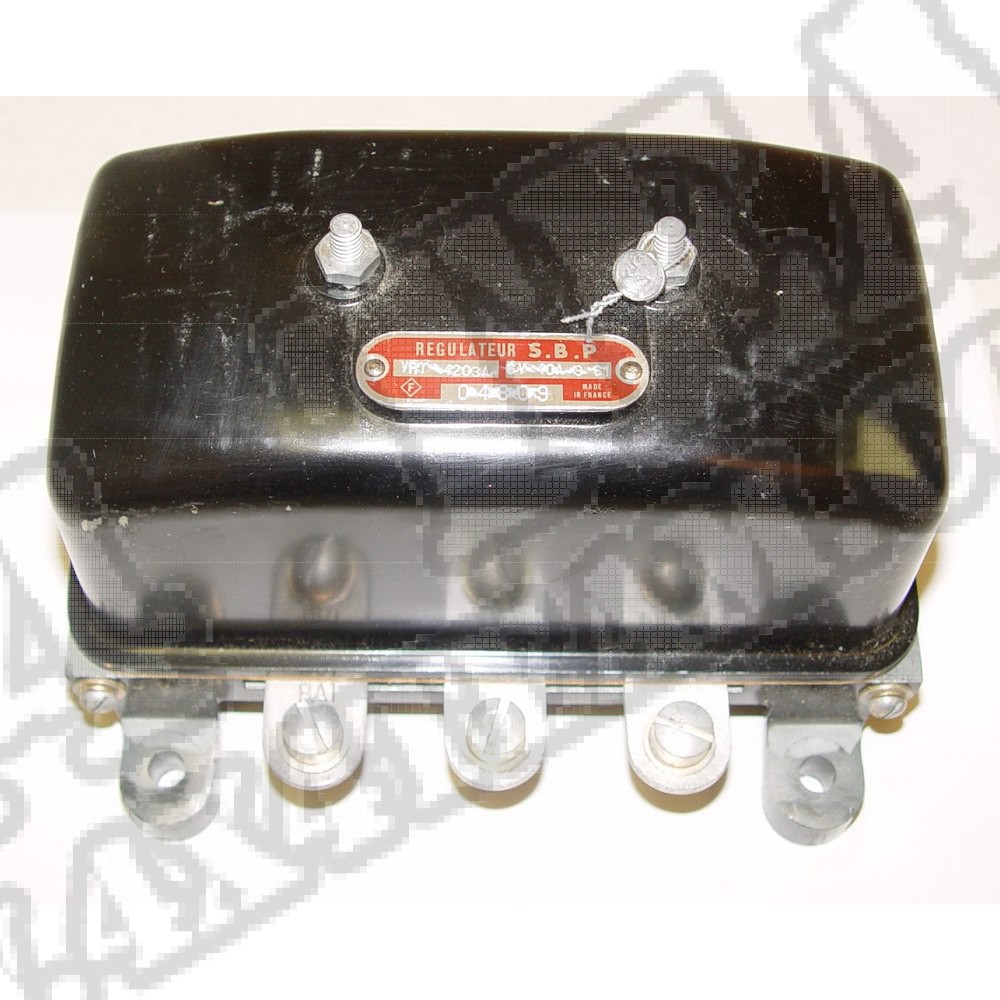 Regulator napięcia 6V 41-45 Willys