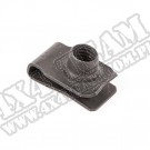 U-nakrętka mocująca, M8-1.25,zderzak; 84-07 Jeep XJ/YJ/ZJ/KK